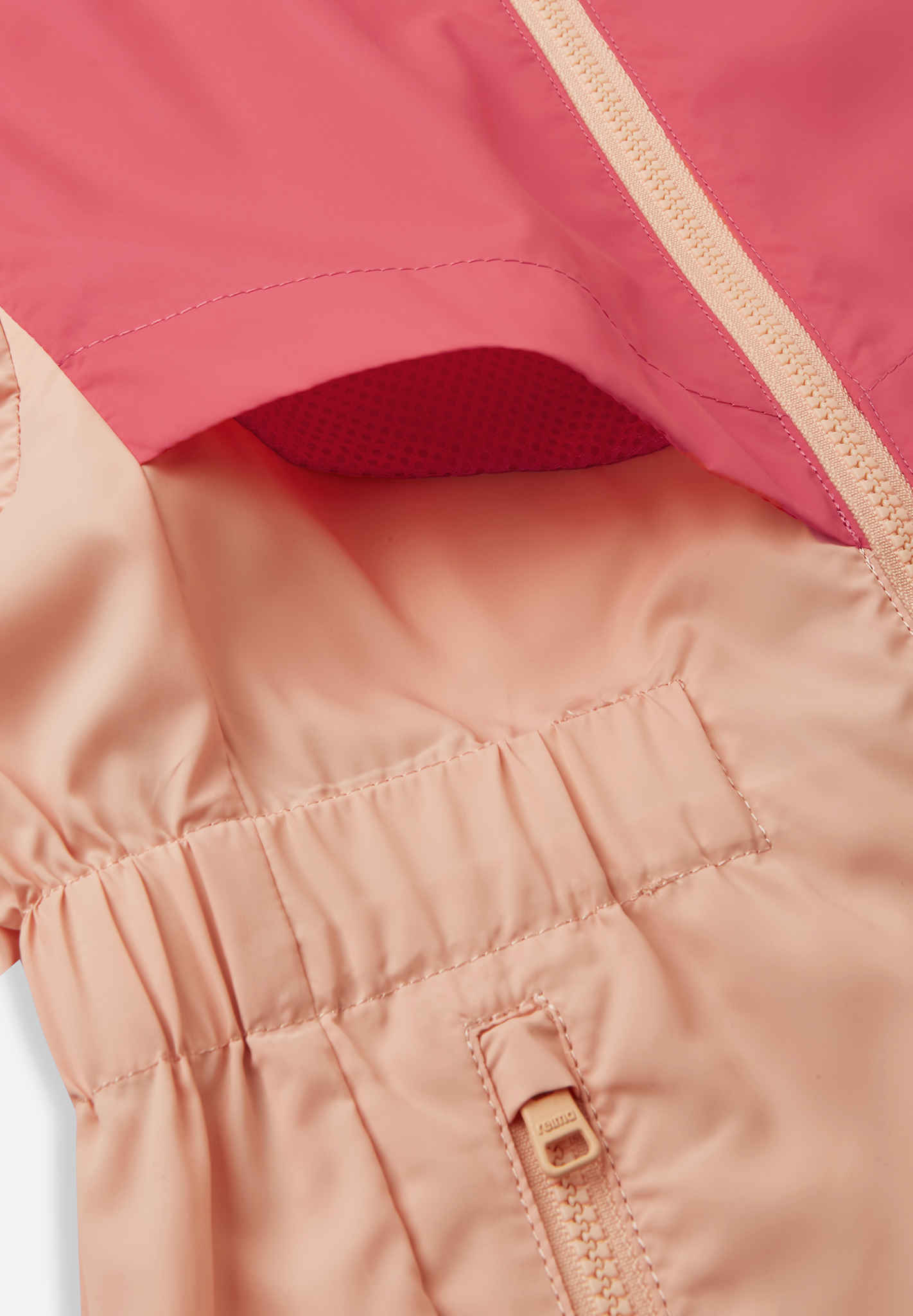 Kinder Jacke Ulkosalla