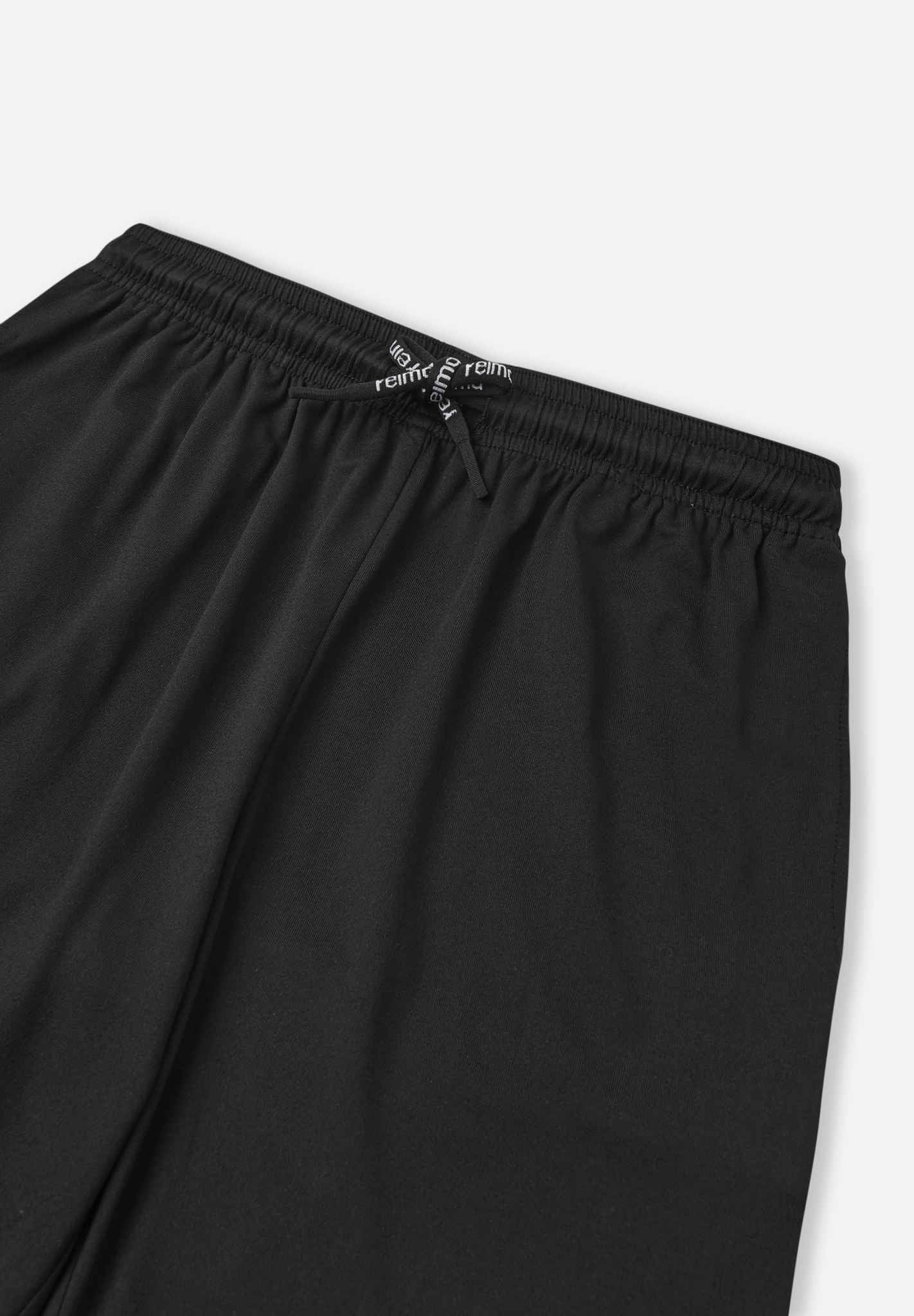 Kinder Xylitol Shorts Ilmassa